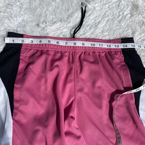 NWT Under Armour Training Short Loose Women Sz M NWT - Picture 5 of 9